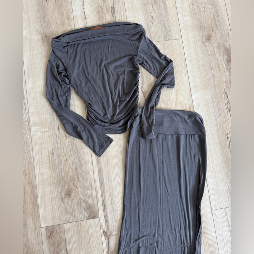Women's Charcoal Gray Maxi Skirt Set - Long Sleeve Top & Maxi Skirt